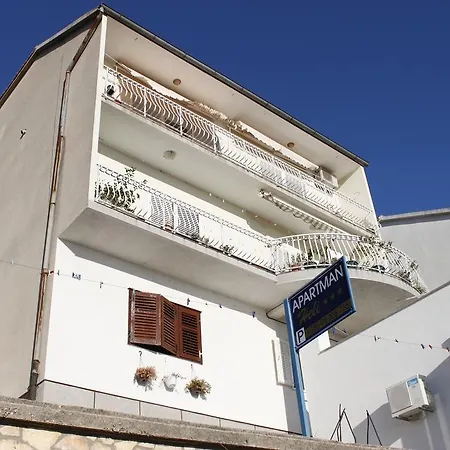Heli Apartment