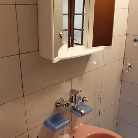 Heli Apartment